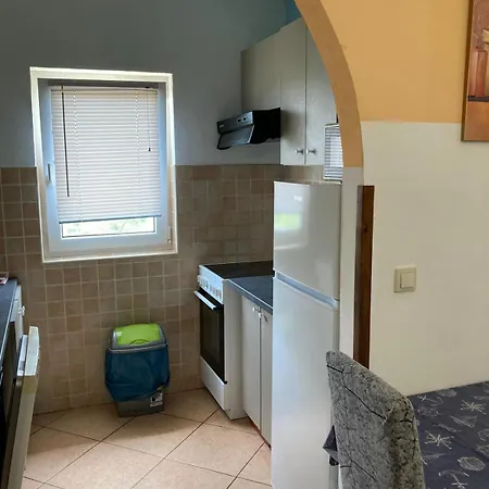 Apartment Perci Vrh