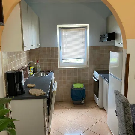 Apartment Perci Vrh *